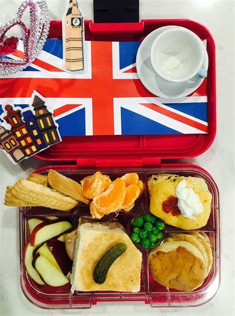 traditional school lunch boxes